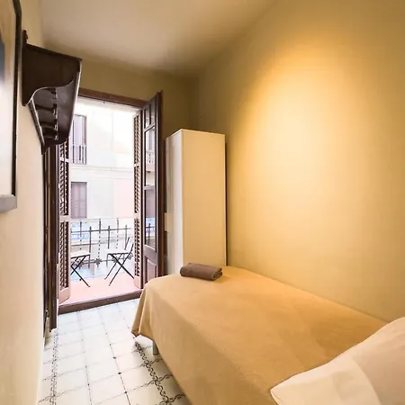 Aparteasy - Gracia Apartments
