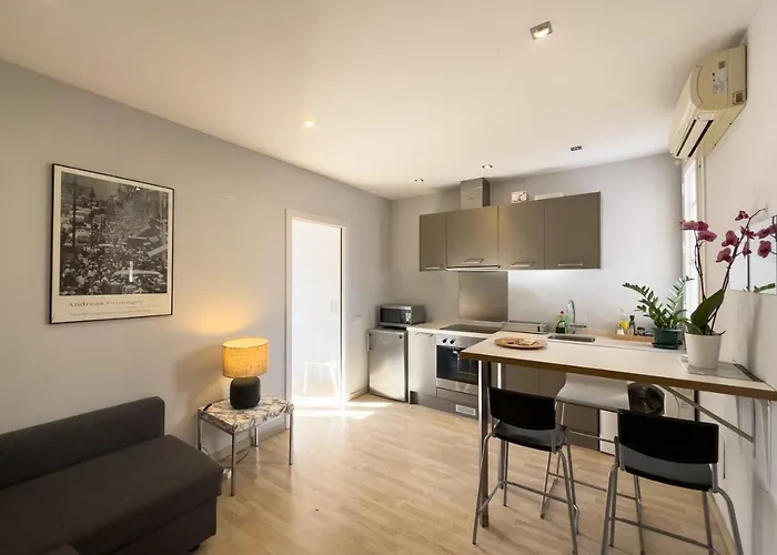 Aparteasy - Gracia Apartments * Barcelona